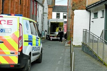 Police swoop on cannabis farm