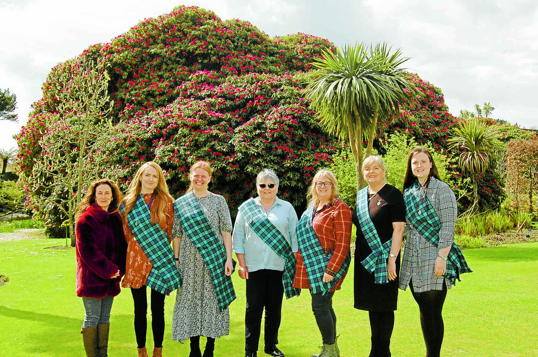 Nurses in arboreal tribute to Queen