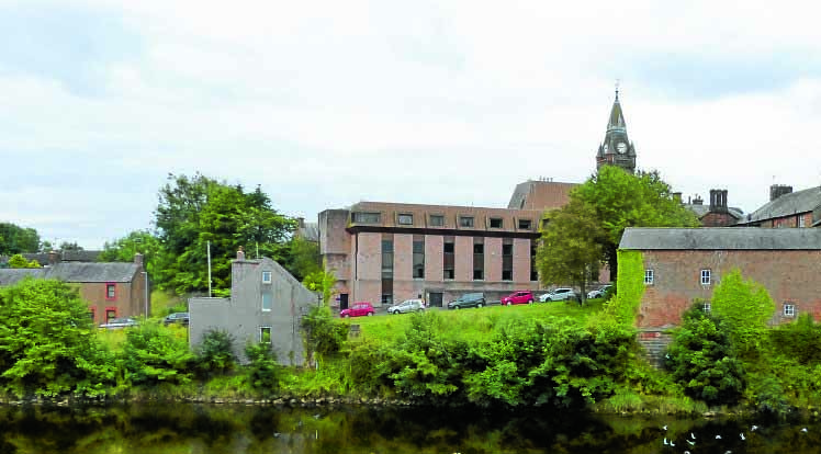 Bridging Annan’s art gap