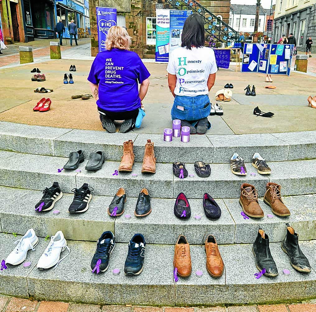 Shoe ceremony remembers drug victims