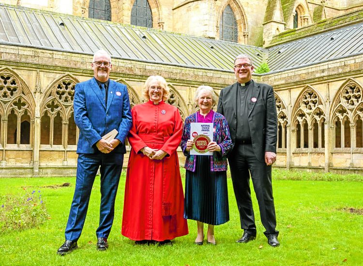 Tundergarth kirk team awards joy