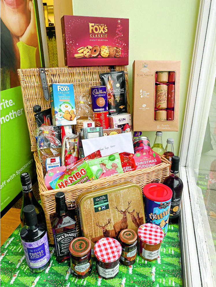 Xmas hamper chance