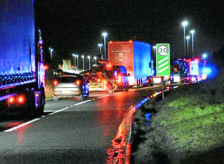 Lorry traffic warning