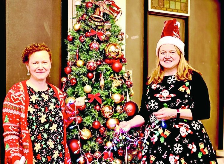 Annan lights up for Christmas