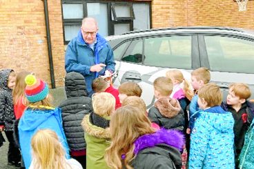 Lesson on electric vehicles inspires pupils