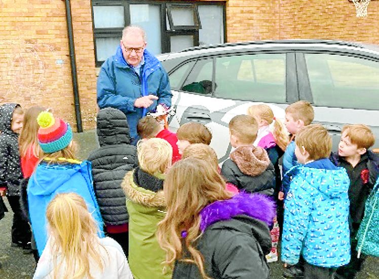 Lesson on electric vehicles inspires pupils