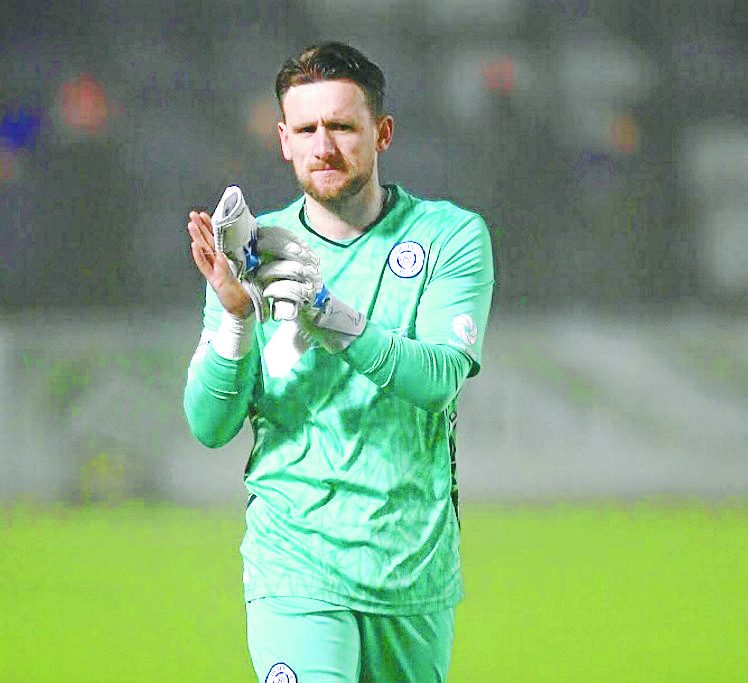 New Year shutout for keeper Ross