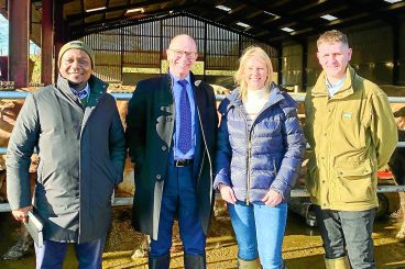 Minister meets new tenant farmers